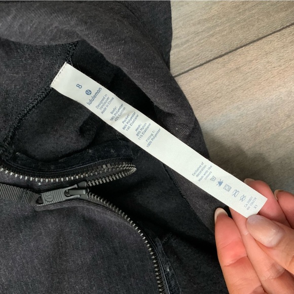 Lululemon Light As Warmth Crew pullover sweatshirt Heathered Core Black size 8 - Picture 9 of 12